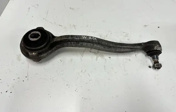 Mercedes-Benz C W204 Front lower control arm/wishbone