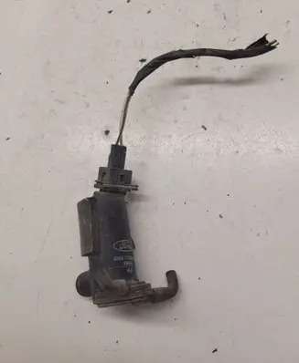 Ford Focus Windscreen/windshield washer pump 93BB17K624BA
