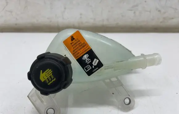 Nissan X-Trail T33 Coolant expansion tank/reservoir