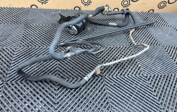 Audi A8 S8 D4 4H Power steering hose/pipe/line 4H0422891AJ