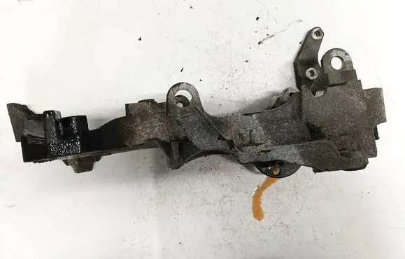 Peugeot 4007 Engine mounting bracket 9661297180