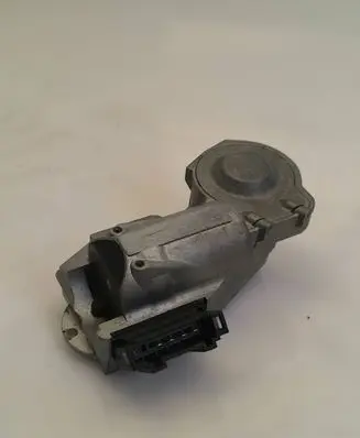 Mercedes-Benz CLS C219 Steering wheel lock A2034621130 904181727040