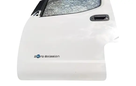 Nissan NV200 Front door 