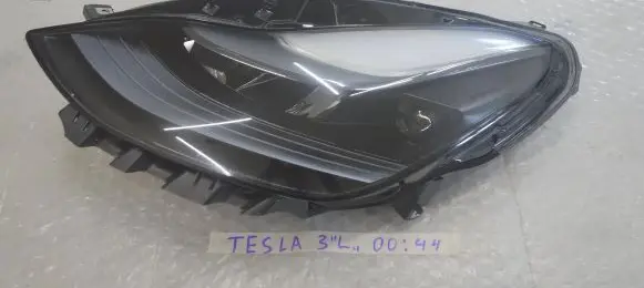 Tesla Model Y Headlight/headlamp 151495200D 01531911