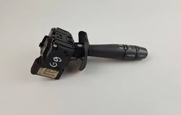 Renault Sandero I Wiper control stalk 8200792584