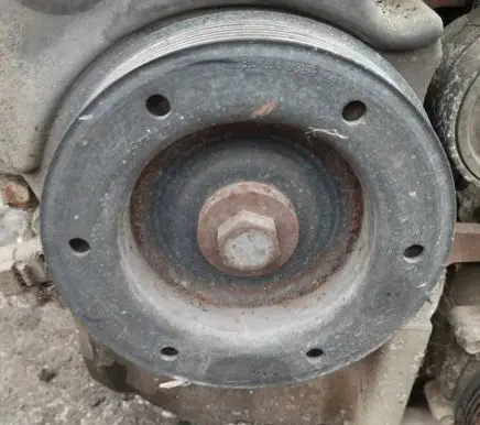 Volvo V50 Crankshaft pulley