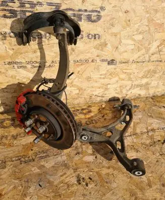 Jeep Grand Cherokee Rear wheel hub