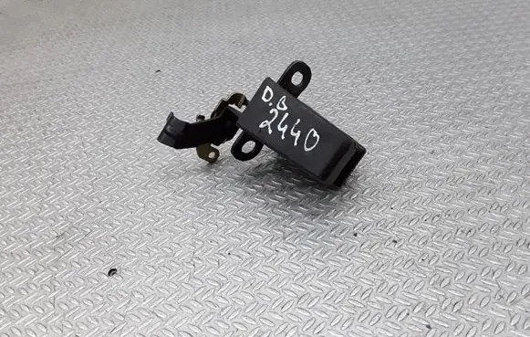 Loading door lock