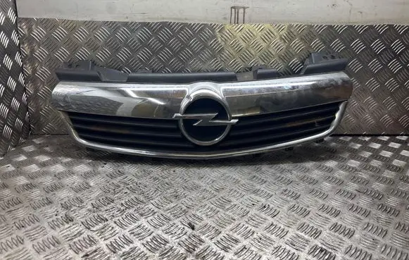 Opel Zafira B Front grill 13238416