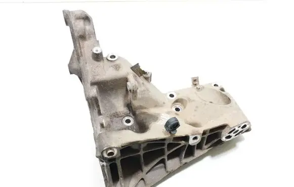 Porsche Cayenne (9PA) Engine mounting bracket 9481022135R