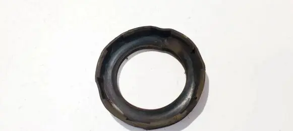 Honda CR-V Front coil spring rubber mount 
