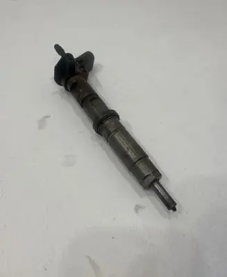 Volkswagen Crafter Fuel injector 0986435352