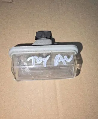 Toyota Avensis T250 Number plate light 236387
