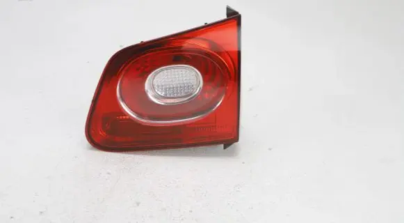 Volkswagen Tiguan Tailgate rear/tail lights 5N0945094C