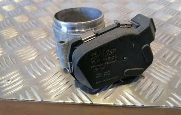 Audi Q5 SQ5 Throttle valve 06E133062G