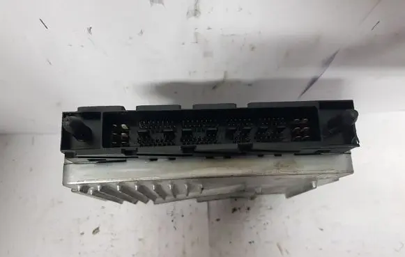 Volvo V70 Engine control unit/module
