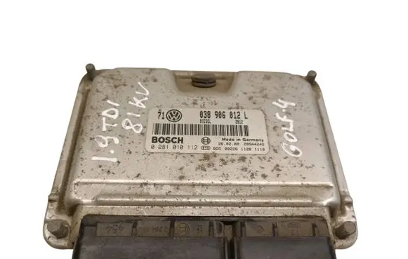Volkswagen Golf IV Engine control unit/module 038906012L 28SA4242 0281010112