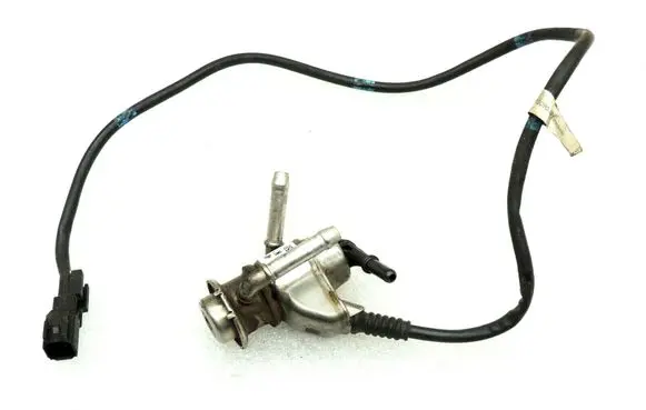 Ford Focus AdBlue injector J1G15J281AB 0444025069