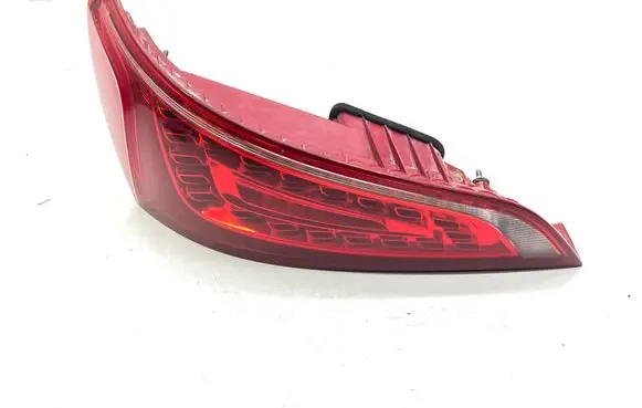 Audi Q5 SQ5 Rear/tail lights 8R0945093B