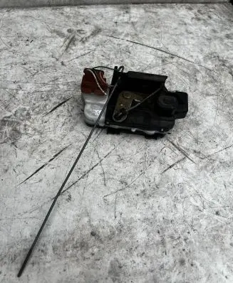 Peugeot 607 Rear door lock