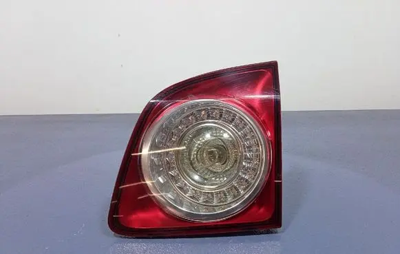 Volkswagen Golf Plus Rear/tail lights 5M0945094J