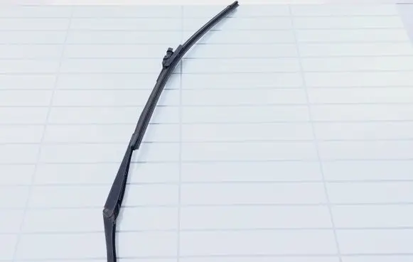 Opel Astra H Front wiper blade arm 13111219