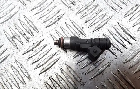 Ford Fiesta Fuel injector 02801582078a6gaa