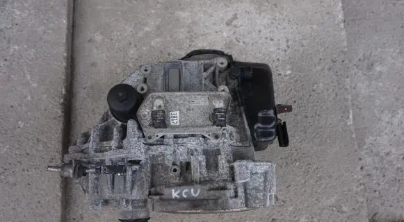 Manual 5 speed gearbox