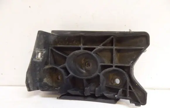 Seat Altea Front bumper mounting bracket 5P0807183A