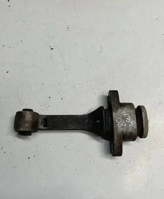 Hyundai ix35 Gearbox mounting bracket 877841