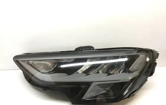 Audi A3 8Y Headlight/headlamp 8Y0941011
