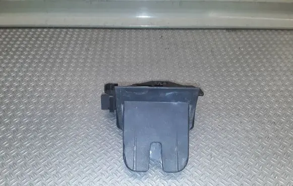 Audi A6 S6 C6 4F Tailgate/trunk/boot lock/catch/latch 8P4827505D