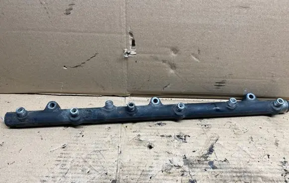 BMW 5 E39 Fuel main line pipe 0445216002