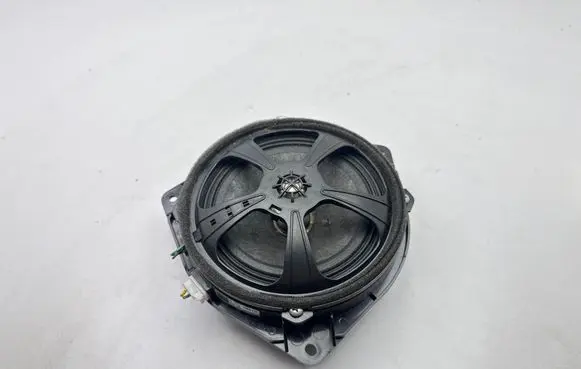 Lexus RX 330 - 350 - 400H Rear door speaker 861600W570
