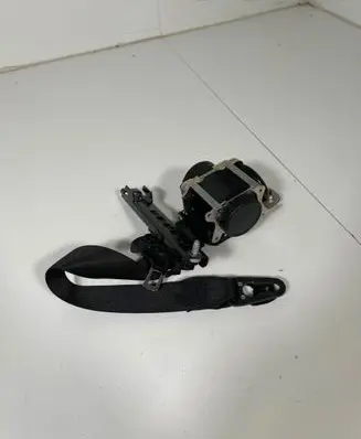Mercedes-Benz GLC X253 C253 Front seatbelt 635374900A