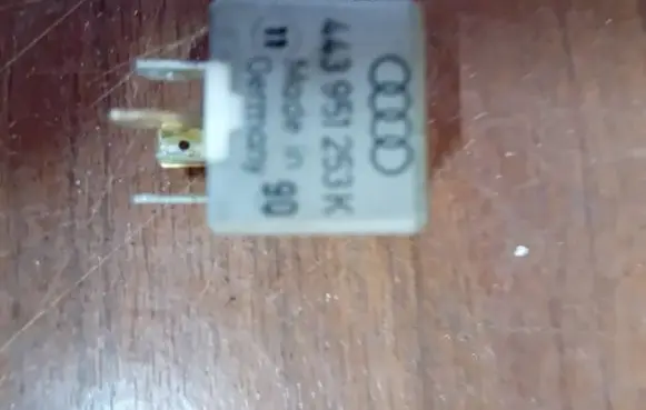 Audi A6 S6 C5 4B Other relay 443951253K