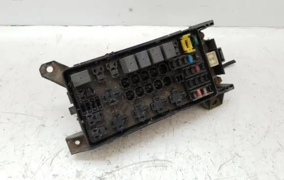 KIA Sorento Fuse box set 91160-3E040