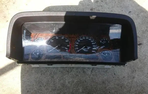 Jaguar XJ X40 Speedometer (instrument cluster) DBC6264