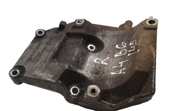Audi A4 S4 B6 8E 8H Engine mounting bracket 038260885C