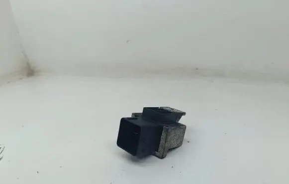Mercedes-Benz Citan W415 Glow plug pre-heat relay 110678071R PDR812