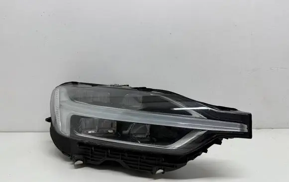 Volvo XC60 Headlight/headlamp 31655231