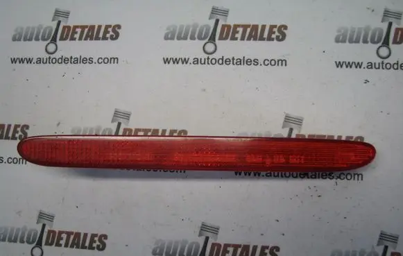 Honda CR-V Rear tail light reflector P3246R