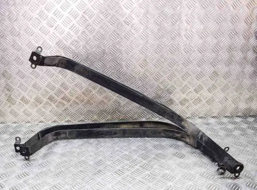 Maserati Ghibli Fuel tank mounting bracket 670007867 670007868