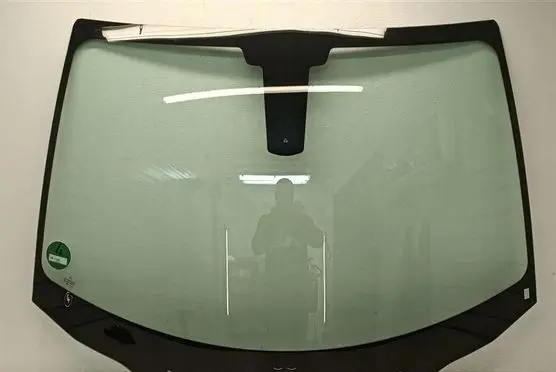 Citroen C5 Front windscreen/windshield window 