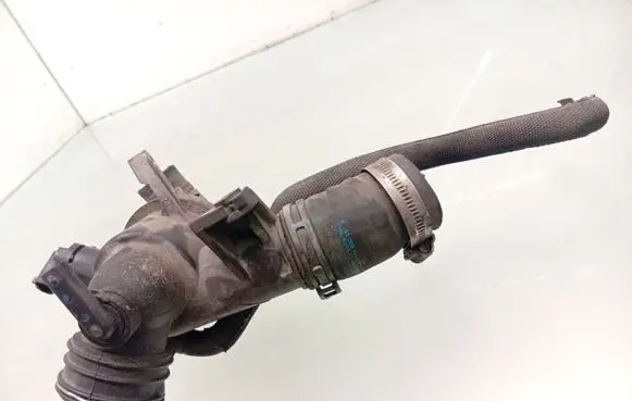 Mercedes-Benz E W212 Thermostat/thermostat housing A6512000615