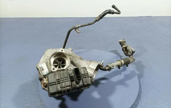 BMW X5M F85 Turbo system vacuum part 8508091