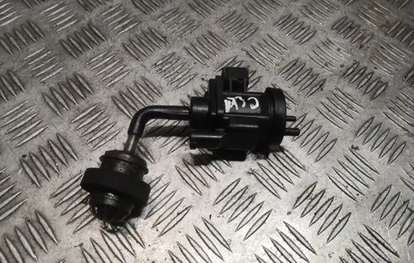 Mercedes-Benz CLK A209 C209 Turbo solenoid valve 0005450427 A0005450427