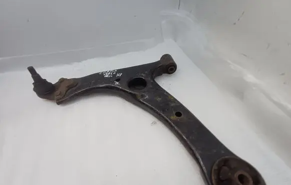Toyota Corolla Verso AR10 Front lower control arm/wishbone