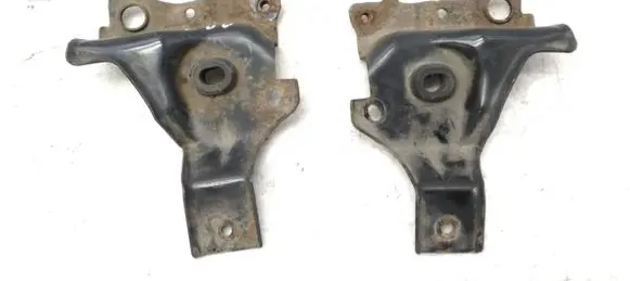 Radiator mount bracket