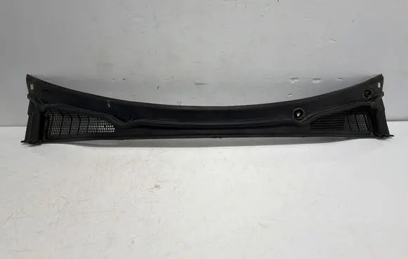 Renault Clio IV Wiper trim 668117610R